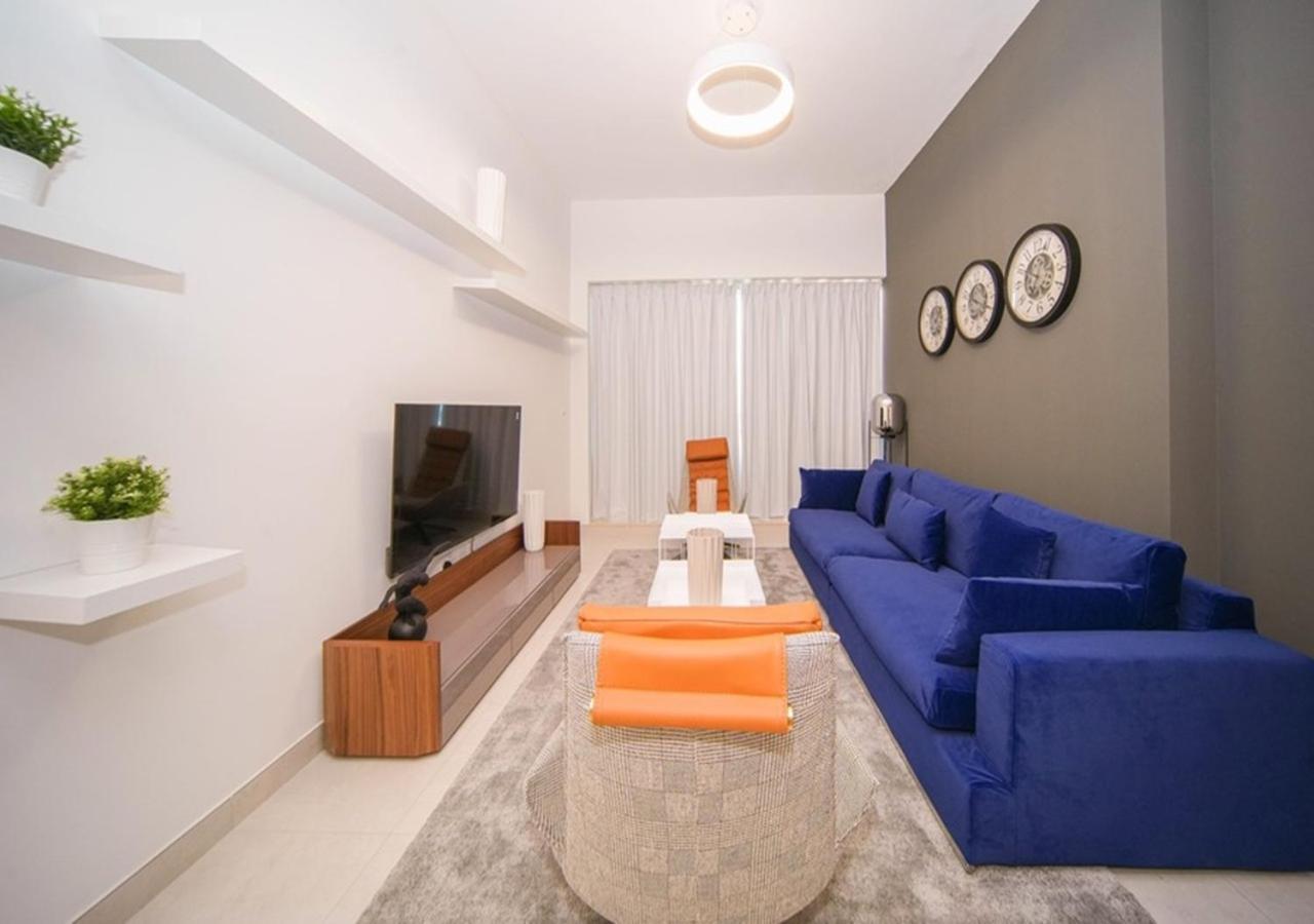 Elegant 2Br View With Rooftop Pool The Bay 두바이 외부 사진