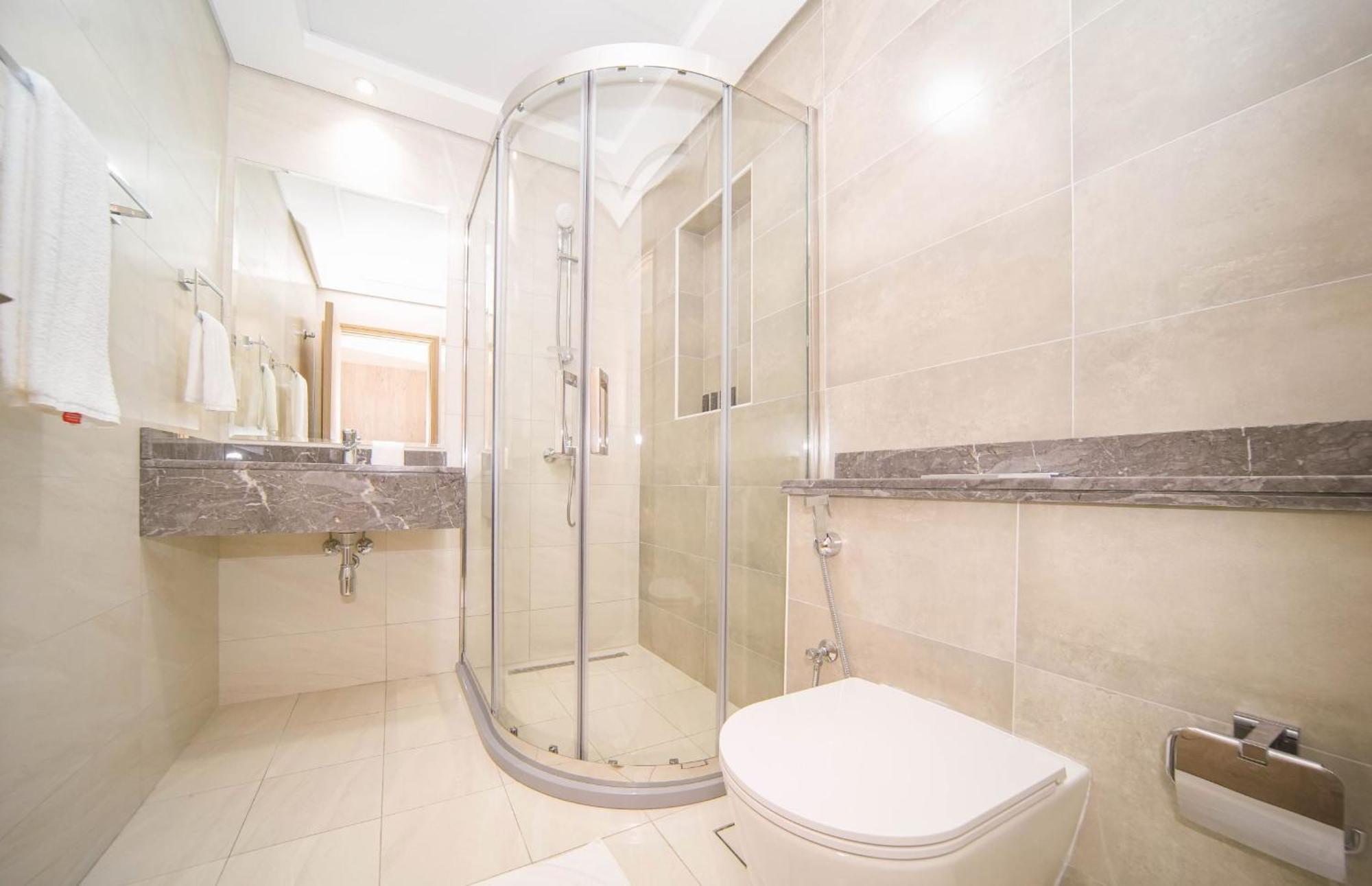 Elegant 2Br View With Rooftop Pool The Bay 두바이 외부 사진